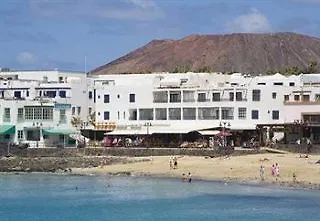 La Avenida Apartment *
